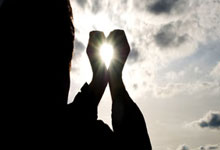 六台主持人:《法国足球》希望与老佛爷对话,澄清金球奖事件.